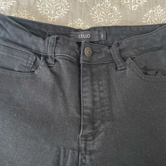 New Windsor Black Distressed Skinny Jeans Size: 3 - Picture 4 of 9